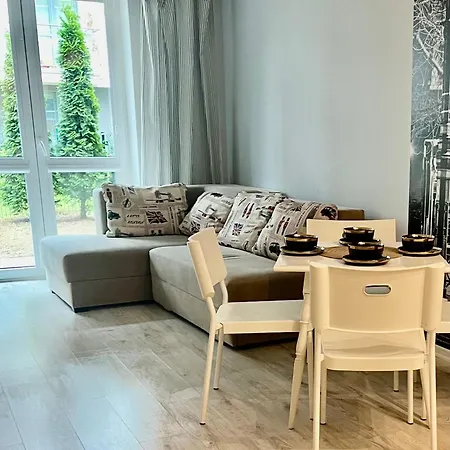 Z Ogrodkiem Apartment